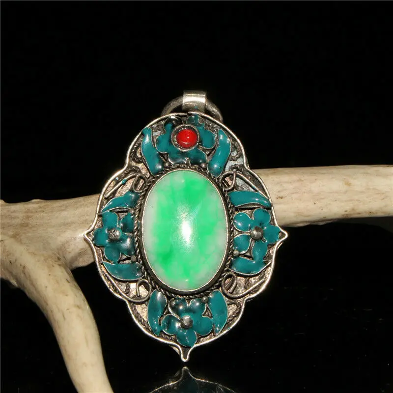 

Китайское старое ремесло из старого тибетского серебра перегородчатое ожерелье с инкрустированным зеленым нефритом кулон тибетская Антич...