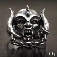 the new punk style locomotive touches the black exaggerated skull ring