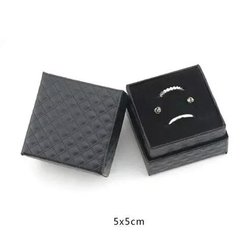 5x5cm Black Новая шкатулка для украшений браслет серьги ожерелье кольцо коробки чехол подарочная упаковка для демонстрации ювелирных украшений Органайзер черный красный белый - Цвет: 5x5cm Black