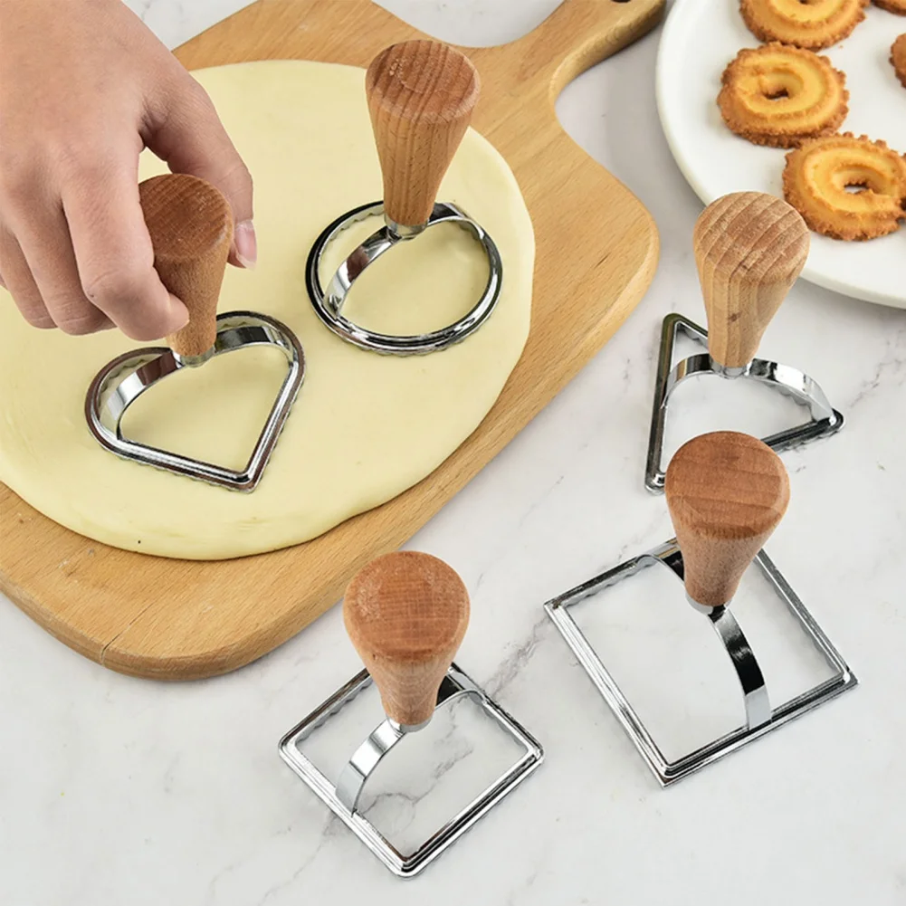 

Stainless Steel Cake Pie Biscuit Embossed Baking Tool Dumpling Edge Cake Dessert Mold Pie Pizza Baking Tools Cookie Cutter