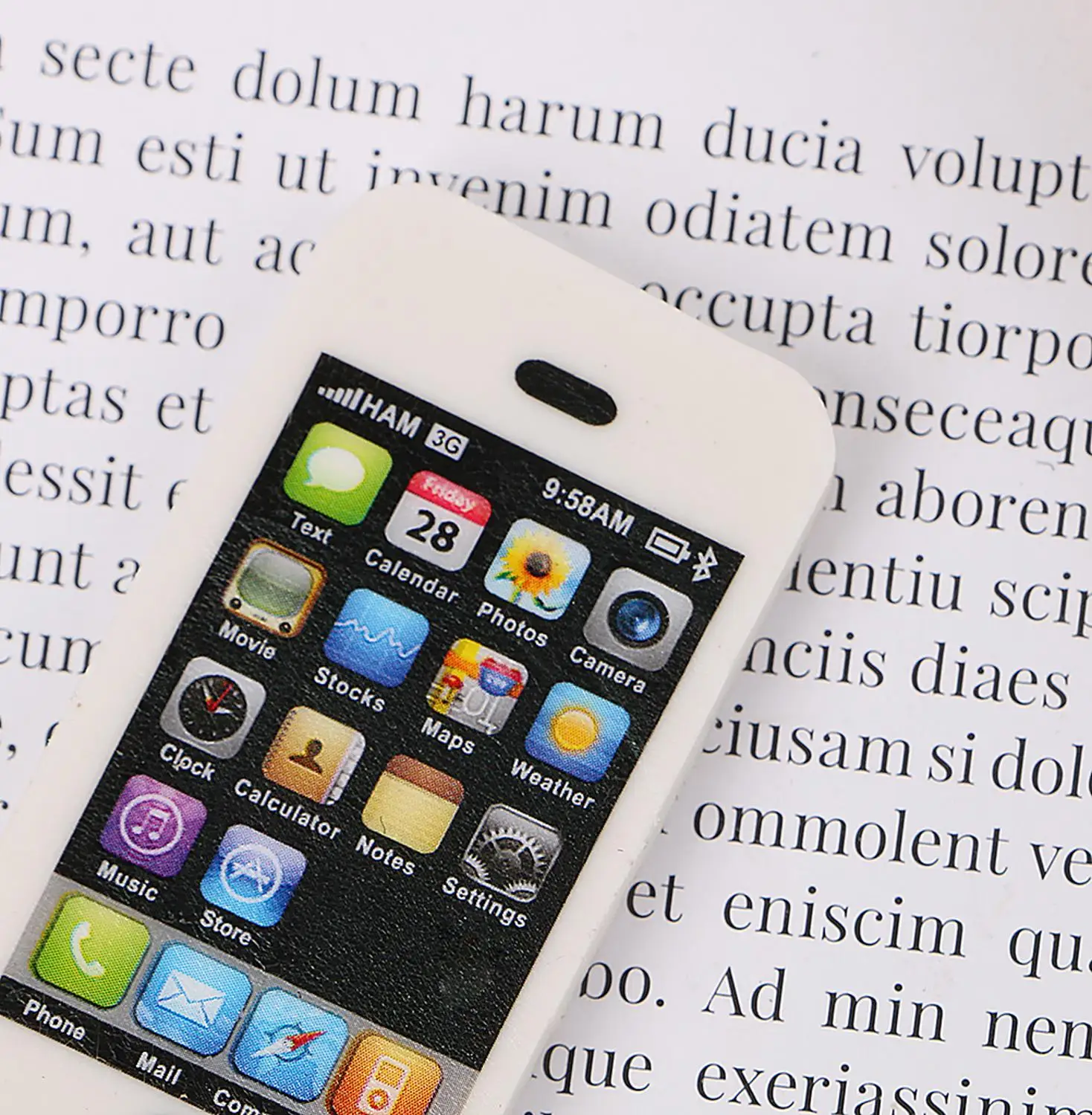 

1Pc Cute Mobile Phone Shaped Rubber Pencil Eraser Students Stationery Gift Toy