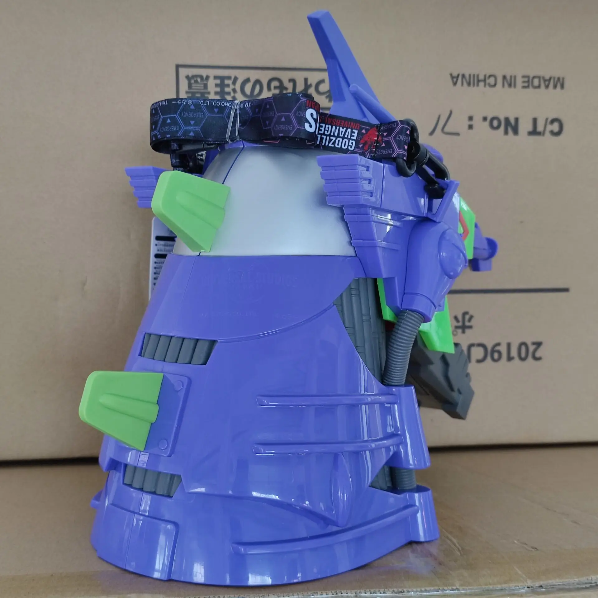 

Mecha Godzilla EVA 20CM Movable Mouth Japan Popcorn Bucket Limited Edition Action Figure Model Toys Figures for Children Kids