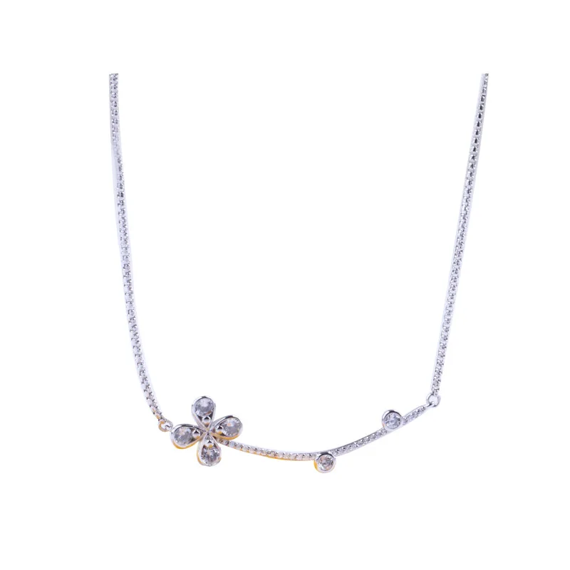

DoDoFly S925 Sterling Silver Lucky Clover Necklace Flower Four Leaf Necklace Clavicle Chain Woman