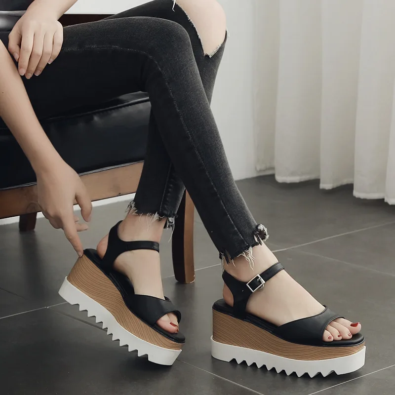 

Black Platform Sandals Suit Female Beige 2020 Summer All-Match Muffins shoe Clogs With Heel Square Toe Increasing Height Womens