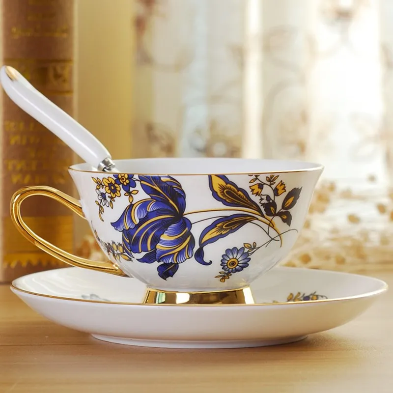 

Top Grade Nordic Bone China Coffee Cup Creative European Tea Cup Set And Saucer Home Party Afternoon Tea Teacup Porcelain Nice G