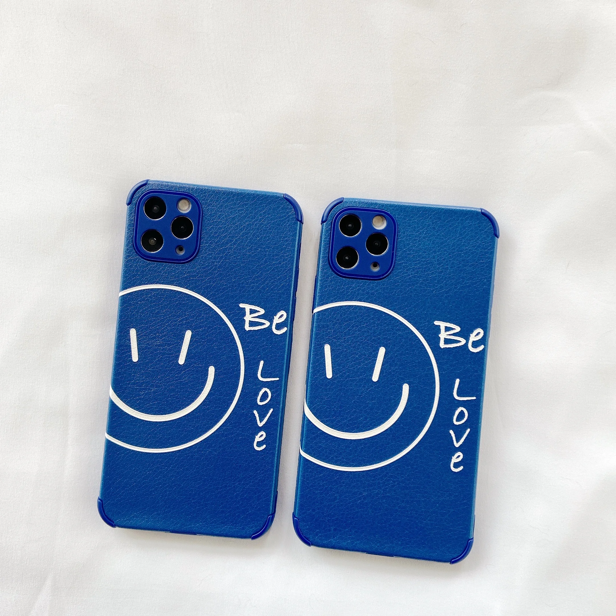 

Blue bottom smiling face Be love is suitable for iphone 12 pro mobile phone case 11 7 8 plus X XS Max Xr mini protective case