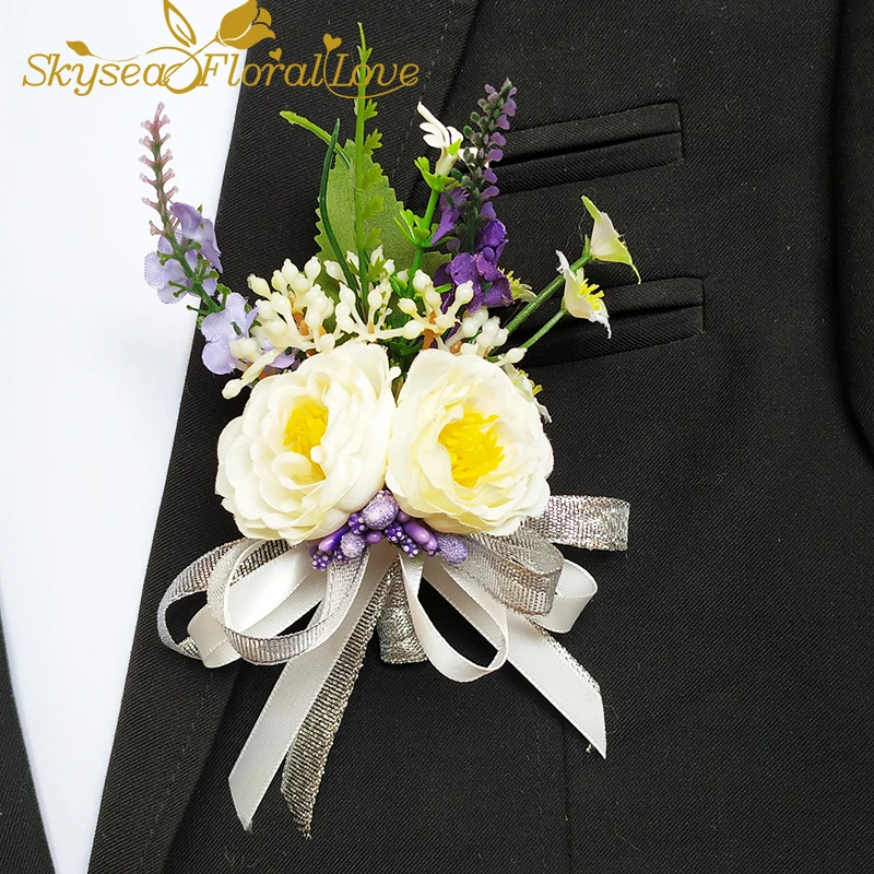 Бутоньерки на запястье белые розы бутоньерки выпускной новинка 2020