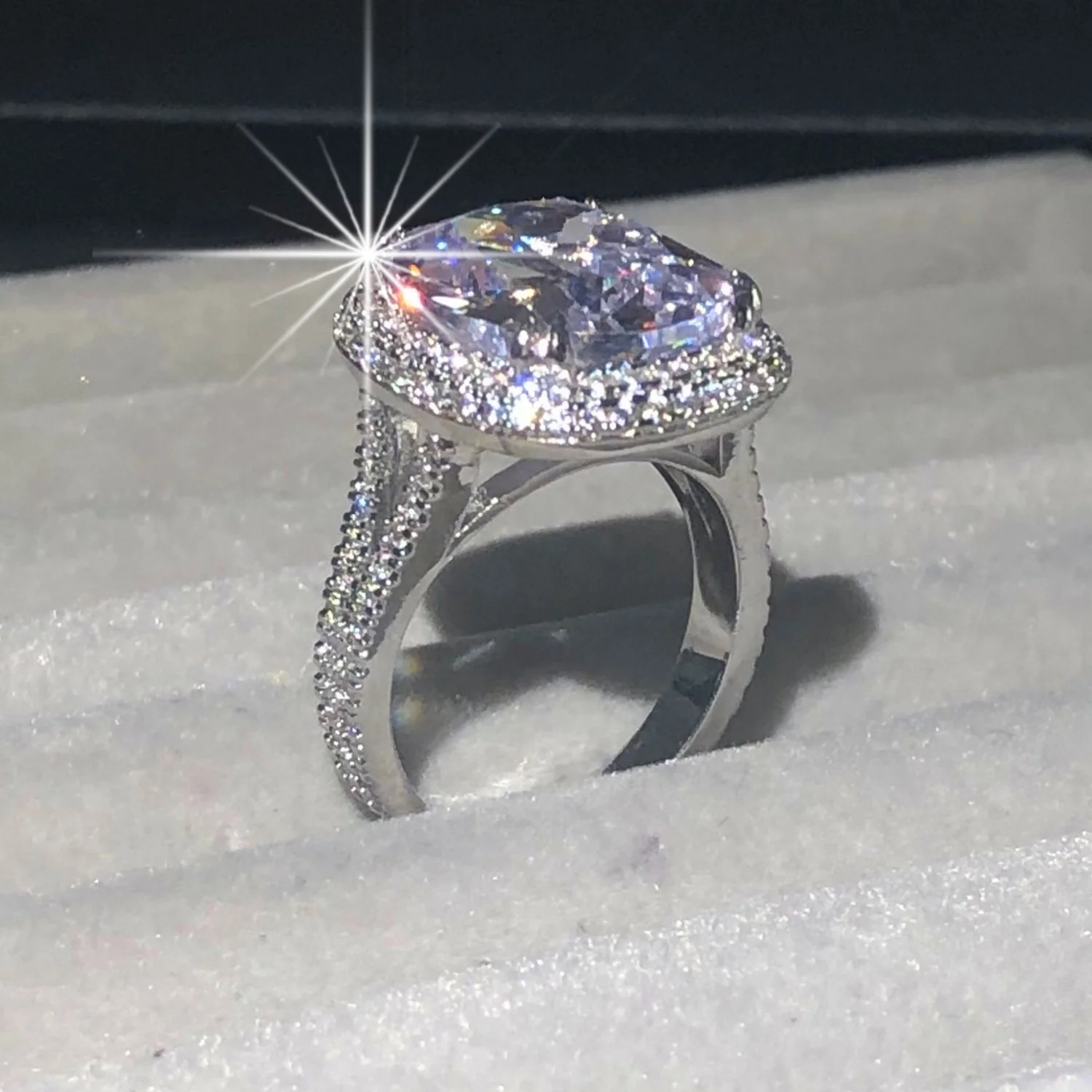 Женское кольцо из серебра 925 пробы с искусственным бриллиантом 6 карат|Кольца| |