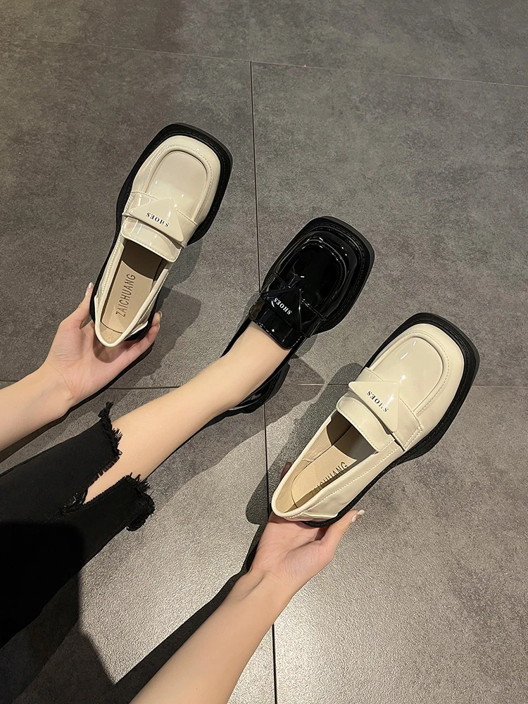 

Single shoes women's summer new net celebrity fashion all-match French British style thick heel non-slip patent leather loafers
