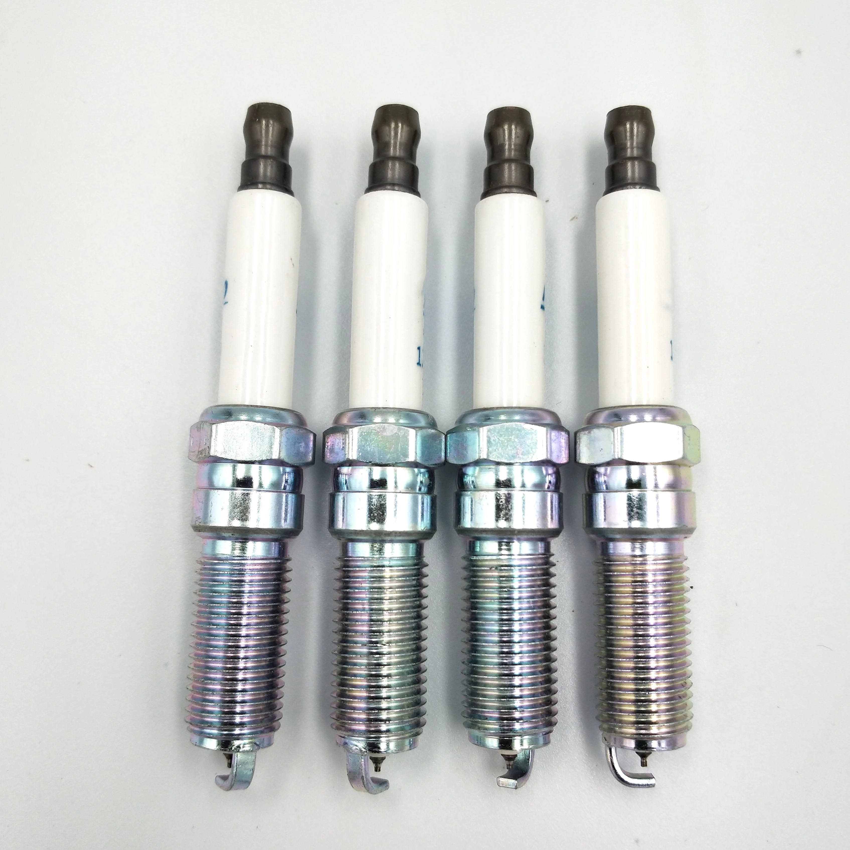 Свеча зажигания 41 123 12637199 41123 для Buick LaCrosse Regal Cadillac Seville Chevrolet Captiva Sport Equinox Pontiac
