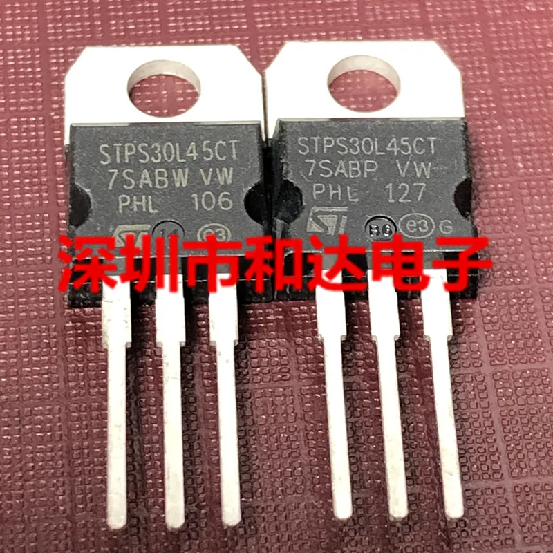 

STPS30L45CT-220 45V 30A