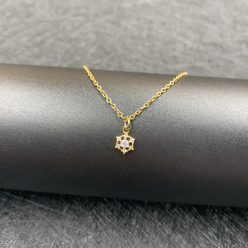 

Trendy Metal Zircon Six-pointed Star Pendant Charm Chain Vintage Snowflake Clavicle Necklace Jewelry Accessories Gifts For Femal
