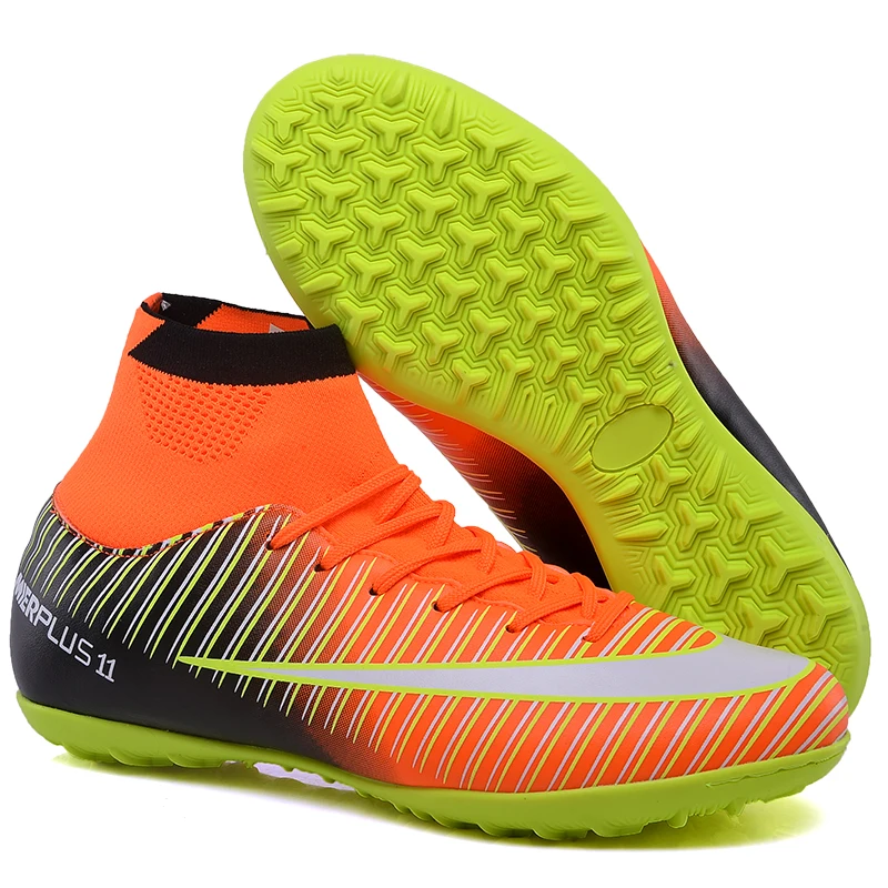 

Retro Football Boots For Men Professional Field Futsal Shoes PU Leather Lace Up Turf Soccer Shoes Training Sneakers