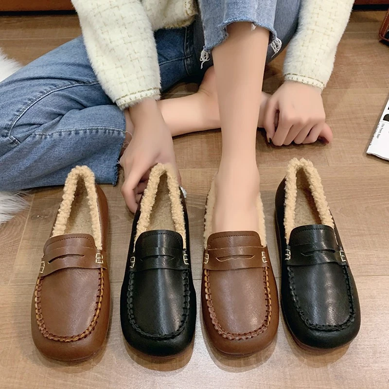 Women's Warm Plush Leather Loafers, Women's Fur Round Toe Slip-On Shoes Cosplay Flat Casual Uniform Shoes Autumn and Winter
