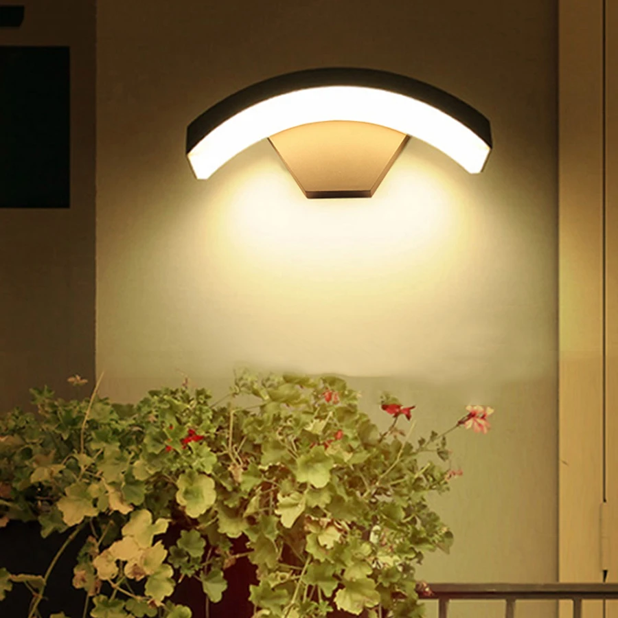 

18W 24W Outdoor Waterproof LED Wall Light Aluminum Balcony Porch Wall Lamp Villa Fence Courtyard Corridor Garden Gate Wall Lamp