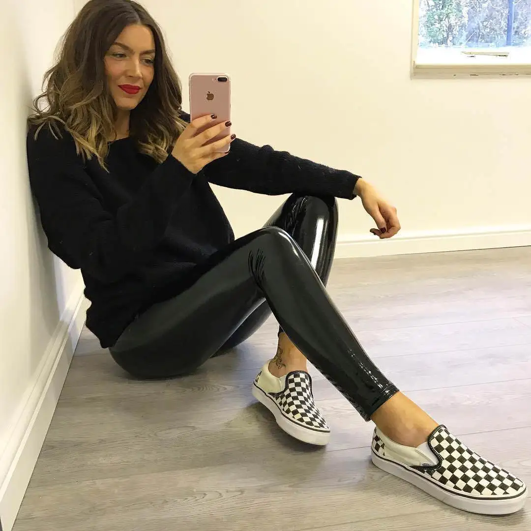 Женские эластичные леггинсы из искусственной кожи с высокой талией черные