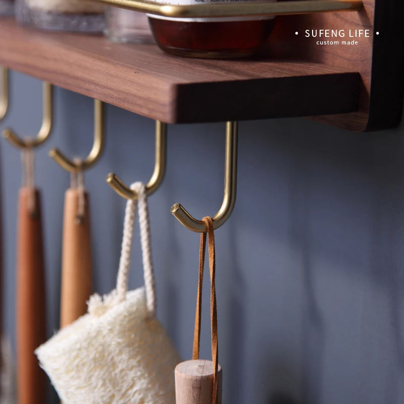 Кухонные многофункциональные стеллажи из латуни и черного ореха стеллаж для