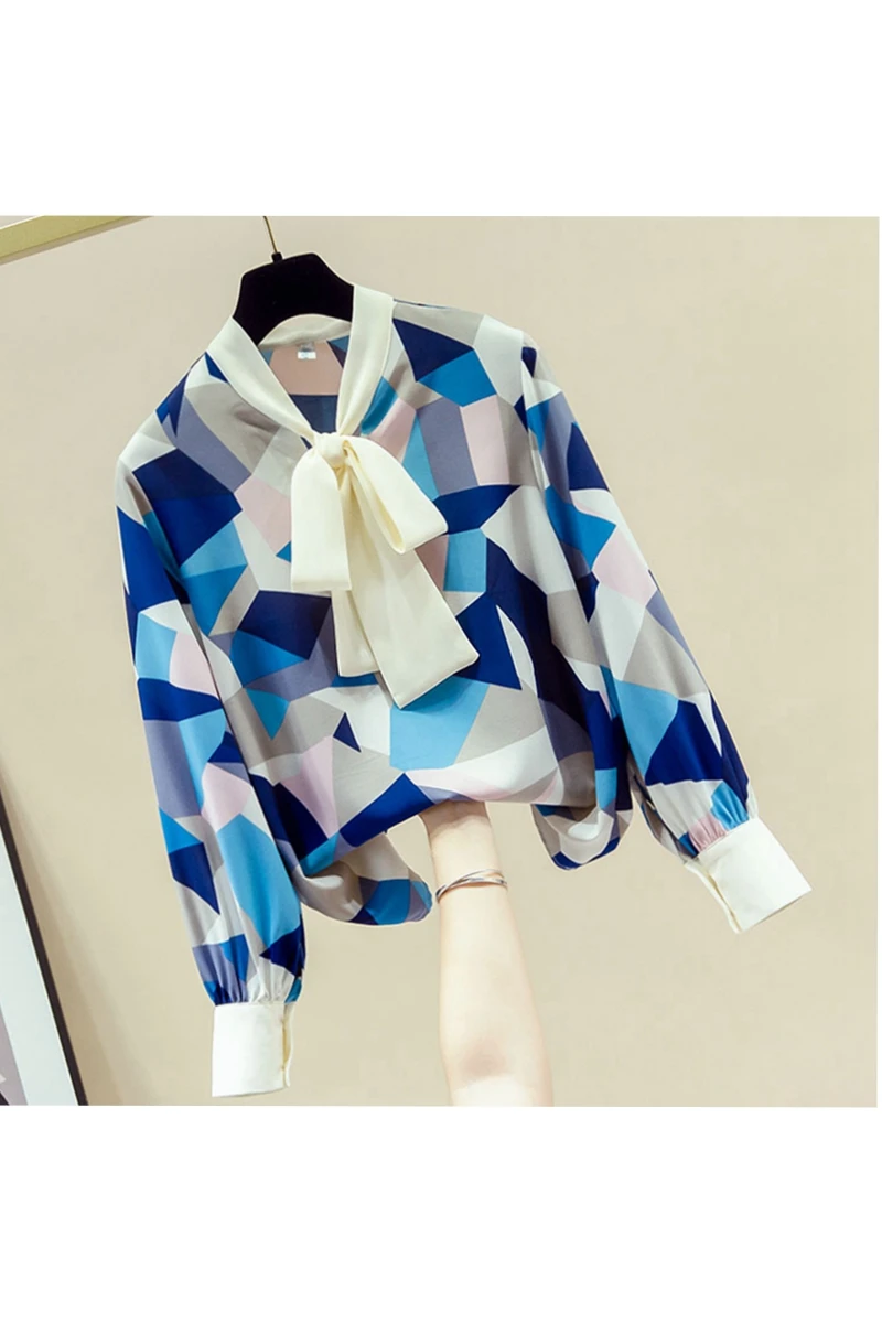 

New Geometric Color Matching Printed Lace-up Shirt for Autumn 2020 New Design Chiffon Full Women Blouses