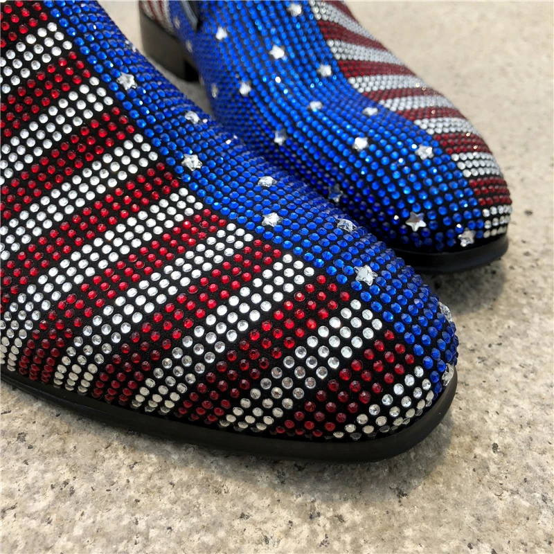 New Fashion Striped Rhinestone Shoes Men Flat Loafers Mixed Color Drill Mens Casual Shoes Classic Zapatos De Hombre