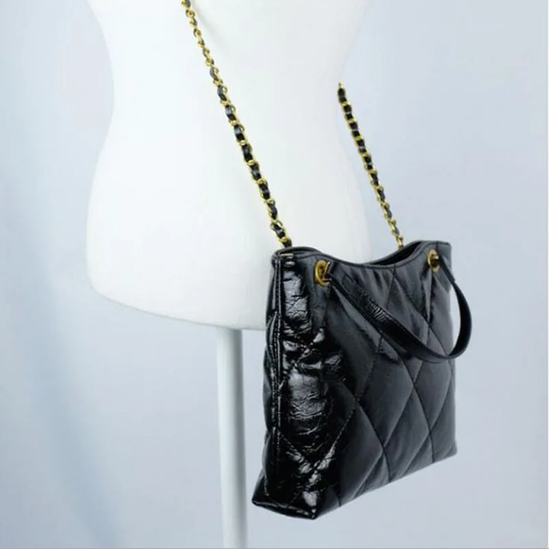 

Small Fragrance Chain Bag Women 2020 New Oil Wax Skin Shoulder Bag Messenger Bag Fashion Women's with Texture, Versatile Leisure