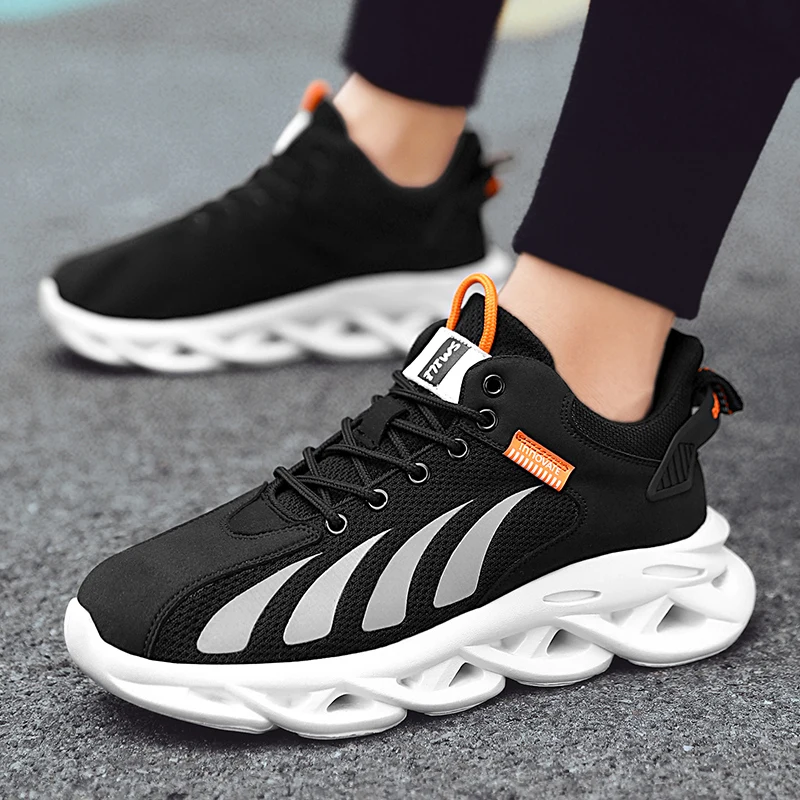 

New Mesh Men Sneakers Casual Shoes Lac-up Lightweight Comfortable Breathable Couple Walking Sneakers Zapatillas Hombre