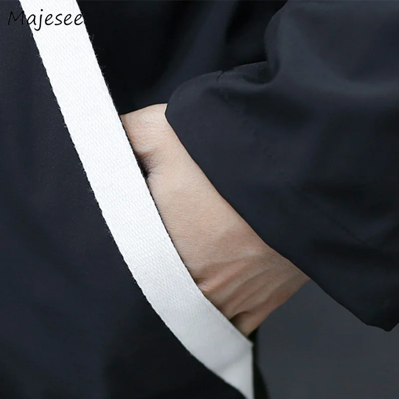 Парка мужская с капюшоном и надписью утепленная свободная длинная куртка