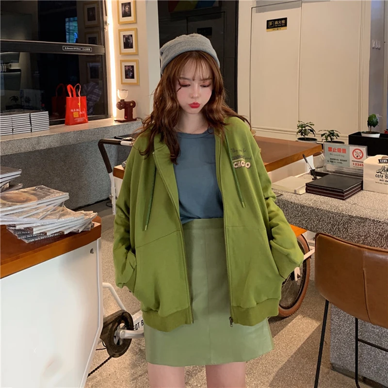 

Женский свитер оверсайз с капюшоном и 2 карманами, однотонный, с длинным рукавом, на молнии, свободный, Повседневный, утепленный, зимняя ткан...