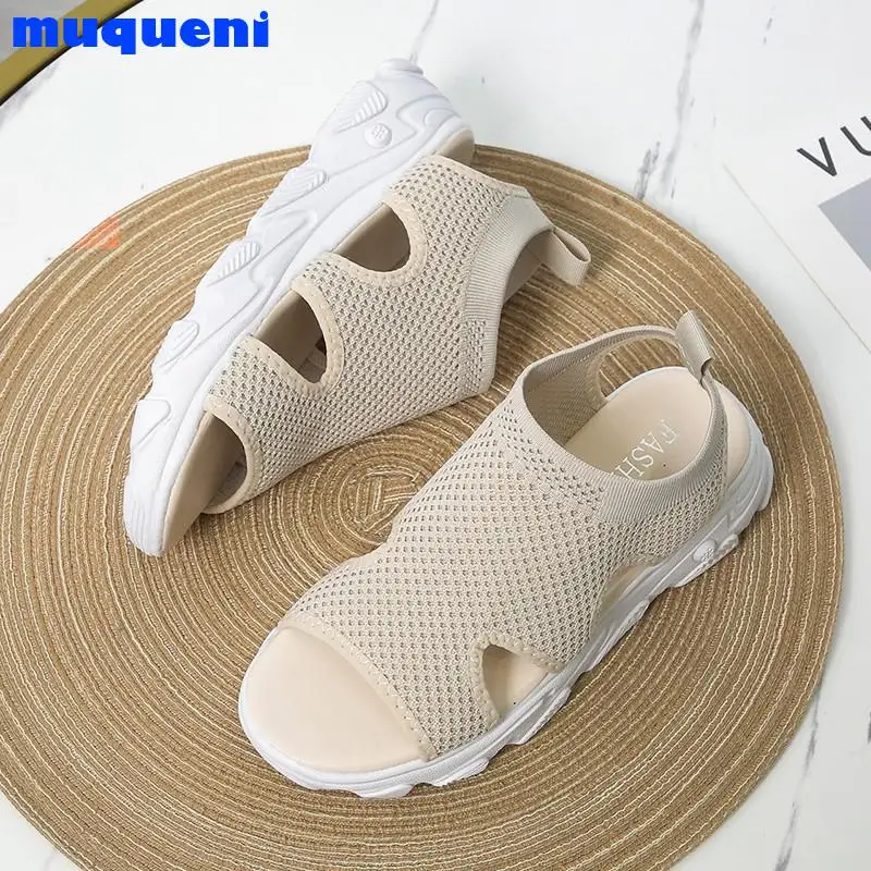 

Женские сандалии на плоской подошве, повседневные босоножки с кристаллами и ремешком с пряжкой, пляжная обувь больших размеров 35-40, лето 2021