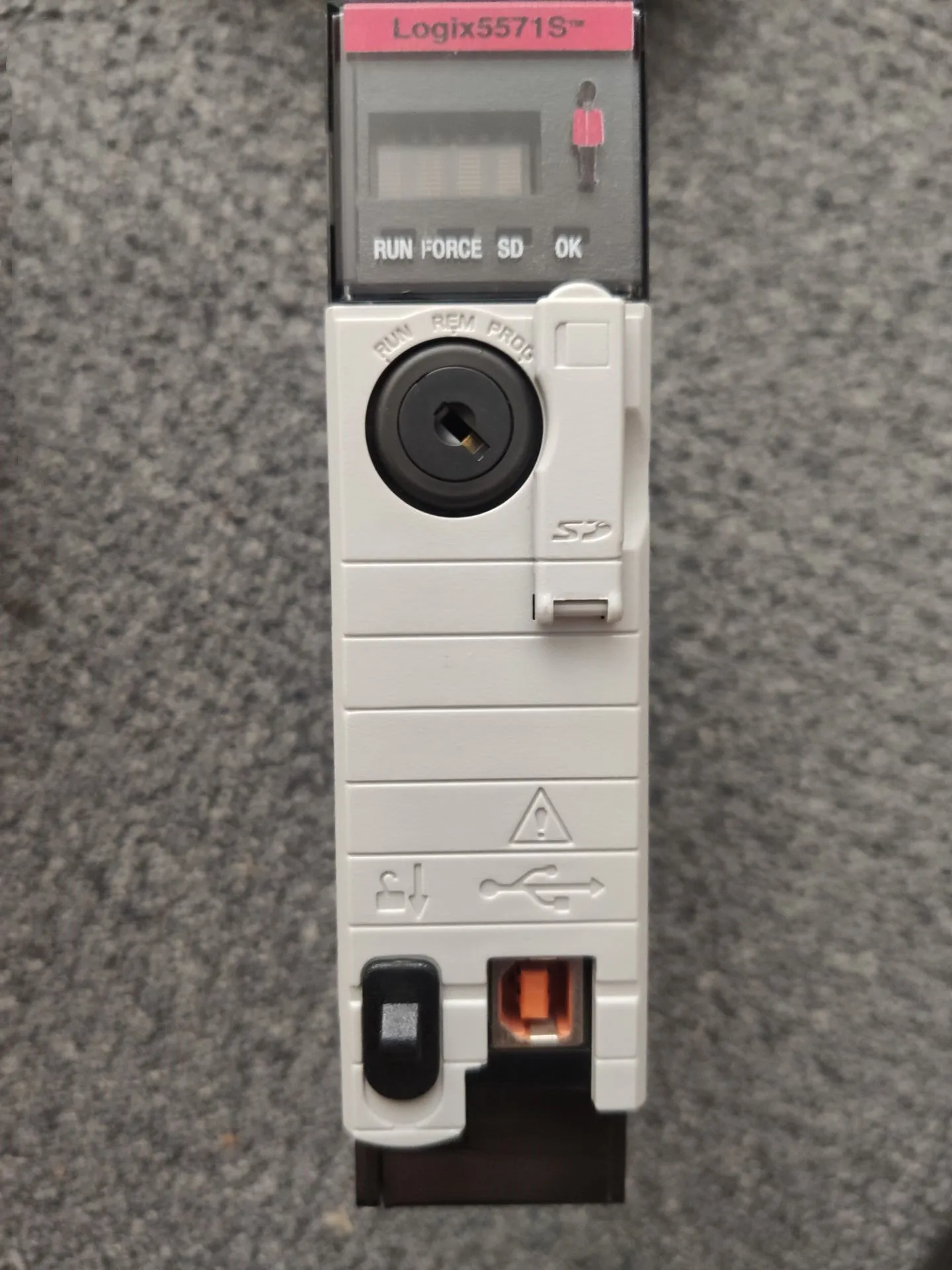 

New original 1756-L71S CPU 1756L71S spot