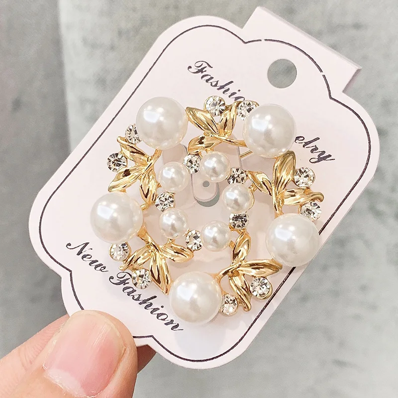DoreenBeads Fashion Pin Brooches Branch Gold White Imitation Pearl Clean Rhineston Delicate Party Daily Jewelry Charms Gift 1PC | Украшения