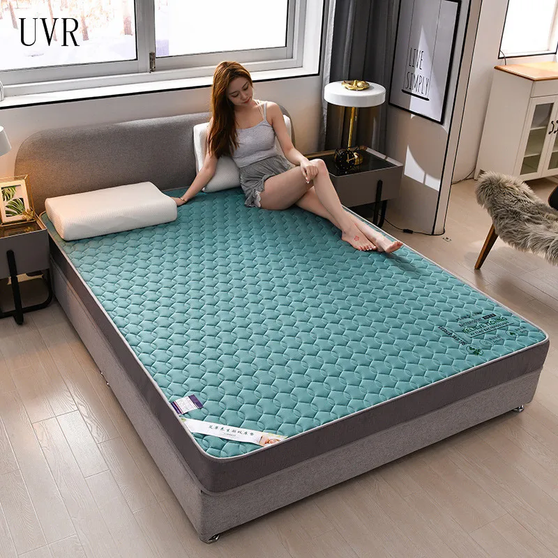 UVR Four Seasons Mattress Bedroom Hotel Tatami Double Bed Mat Protect the Spine Pad Bed Comfortable Cushion Collapsible