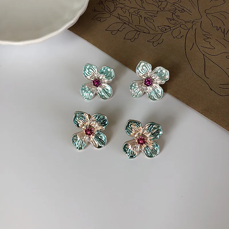 

Fashion 3D Enamel Colorful Flower Stud Earrings Temperament Simple Trendy Statement Clip On Earrings for Girls Gift Jewelry