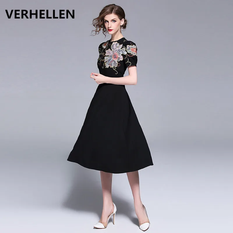 Женское модельное платье с рукавами фонариками VERHELLEN повседневное элегантное