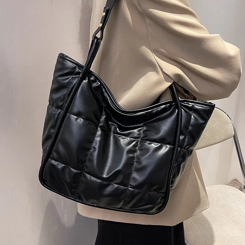 

Вместительная зимняя большая стеганая сумка-тоут из искусственной кожи, мягкие сумки, дизайнерские женские сумки на плечо, популярная Роск...