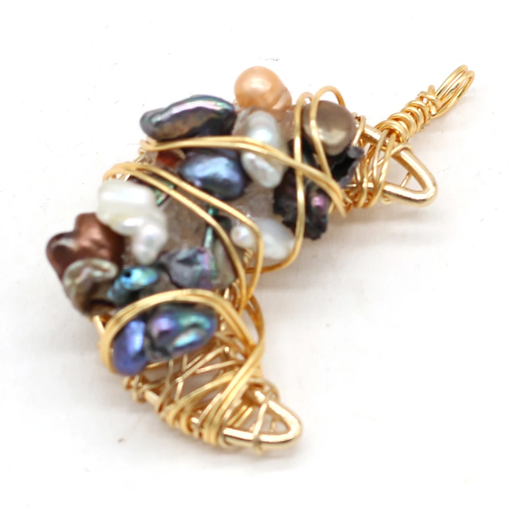

Natural Stone Pendant Moon Shape Winding Gold Wire Pendant for Women Making DIY Jewelry Necklaces Accessories Size 28x47mm