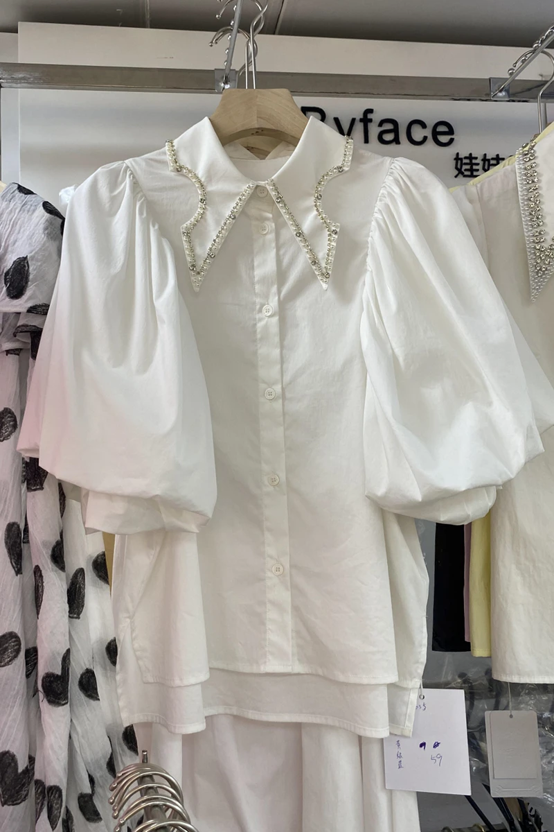 

Casual Style Women Short Lantern Sleeve Beaded Pointed Collar Shirt Solid Color Sweet All-Match Blouse Top Female Fashion