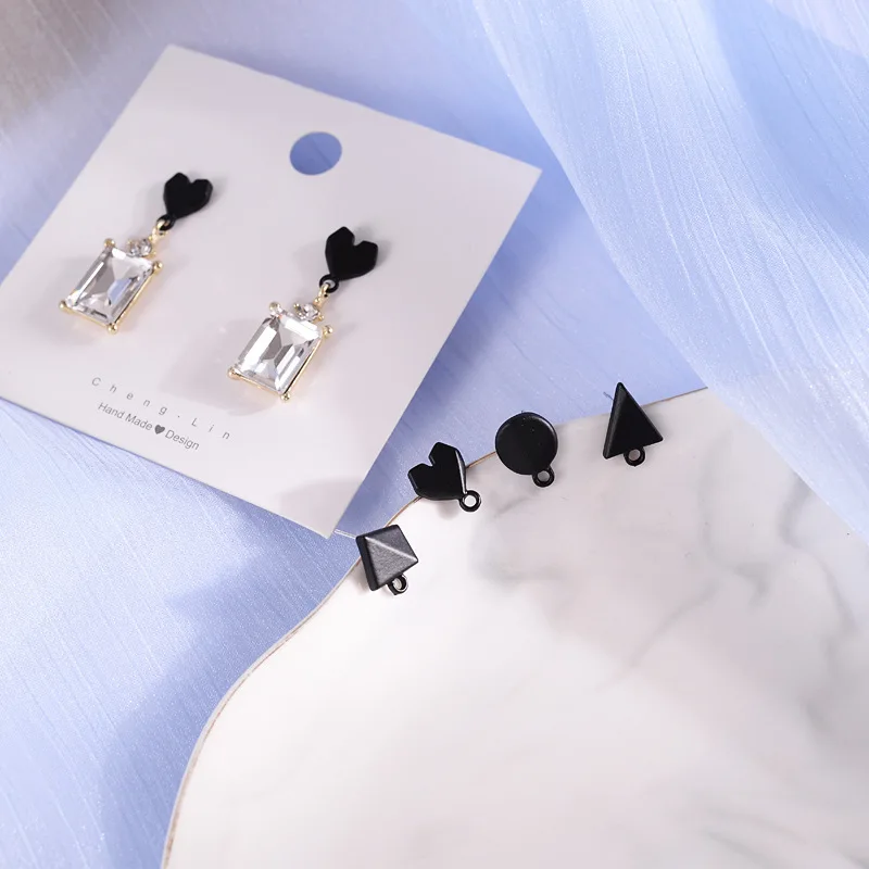 

10pcs DIY Handmade making Jewelry Accessories Alloy Spray Paint black geometric circular Love Stud Materi