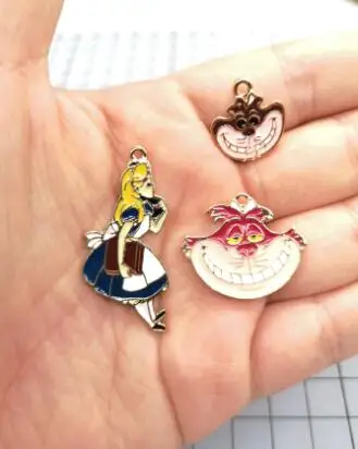 10 шт. Алиса девушка кошки ожерелье из мультфильма брелок эмалированные бусины