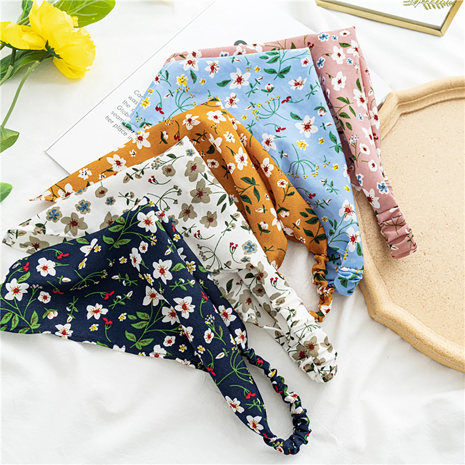 

Vintage Floral Paint Hair Scarf Scrunchies Triangle Bandanas Headband Elastic Hair Bands Women Girls Cute Headwear Accessories