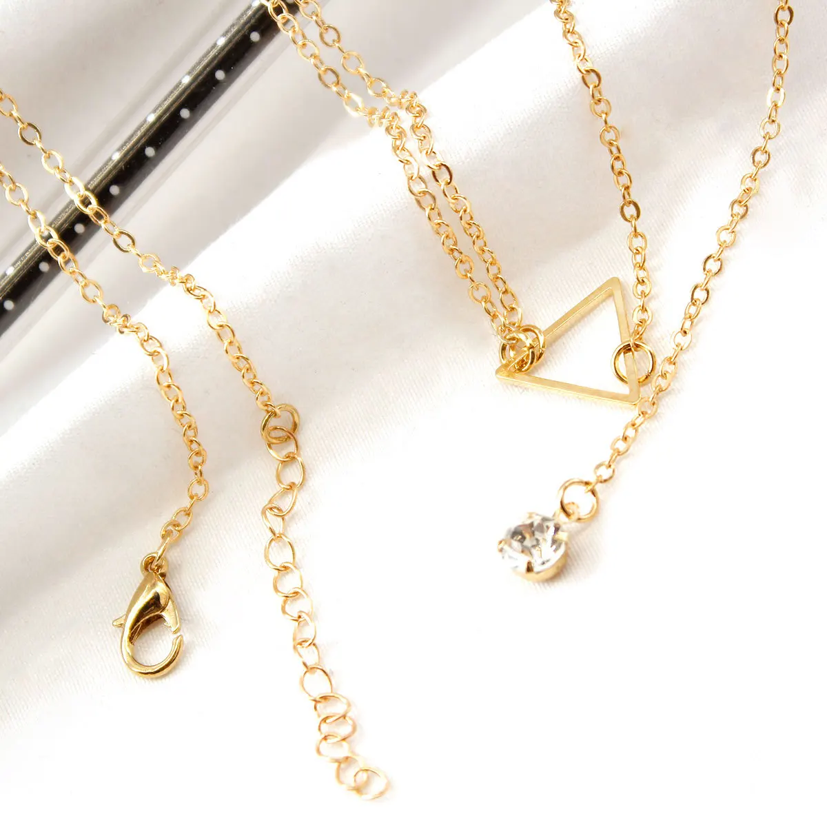 Новое модное длинное ожерелье цепочка с кулоном кристаллами золотистый