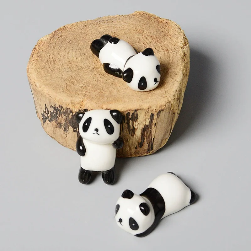 

Cute Chopsticks Holders Ceramic Panda Rabbit Shaped Miniatures Spoon Fork Holder Stand Chopsticks Rest Crafts Pen Holder