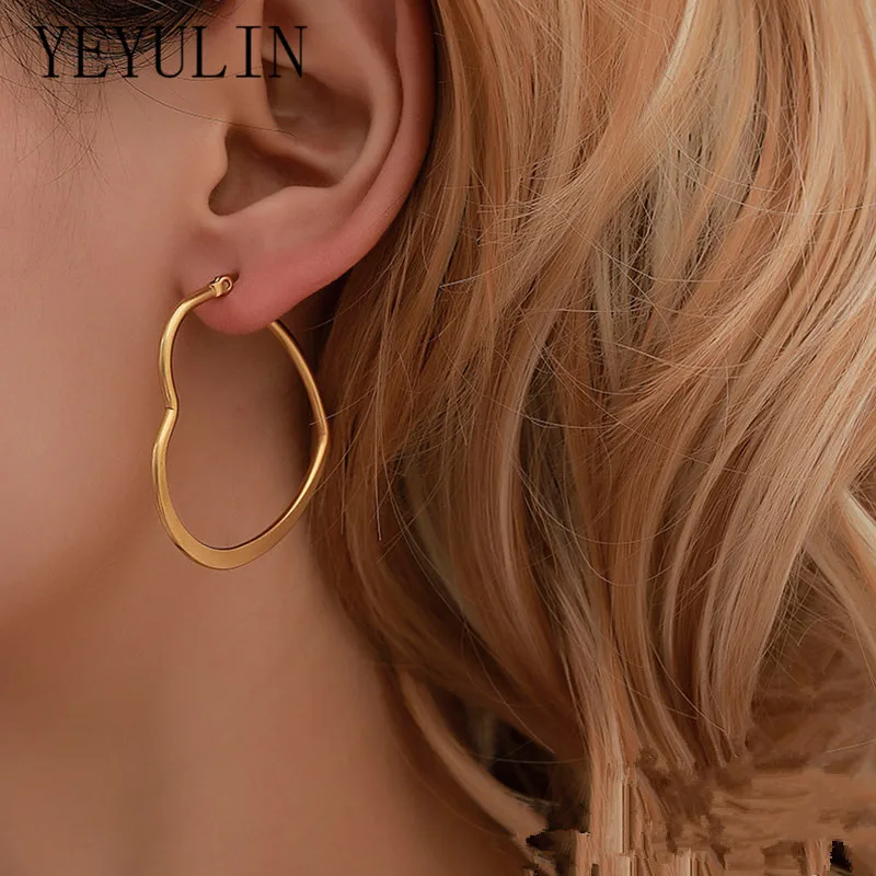 1 пара из нержавеющей стали в форме сердца серьги виде колец простой: золото