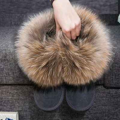 gray suede Зимние ботинки с натуральным лисьим мехом; женская обувь с мехом енота; короткие ботинки из натуральной замши; женские ботильоны; женская теплая обувь на плоской подошве - Цвет: gray suede