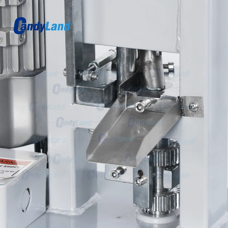 Машина для изготовления таблеток CandyLand THDP-3 с двигателем и таблеточным прессом |