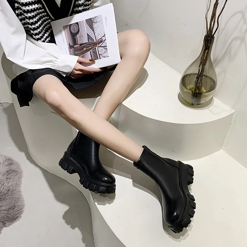 

2021 Autumn New Women's Boots Wild Korean Version Was Thinner Thick-soled Heightening Thin Boots Round Toe Square Heel Boots