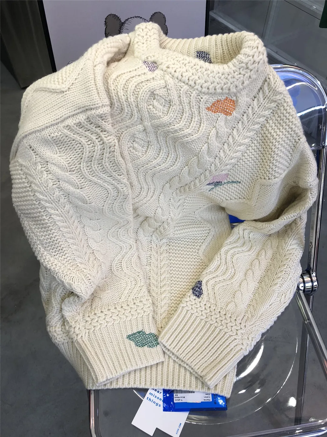 Мужской и женский свитер с вышивкой | Мужская одежда