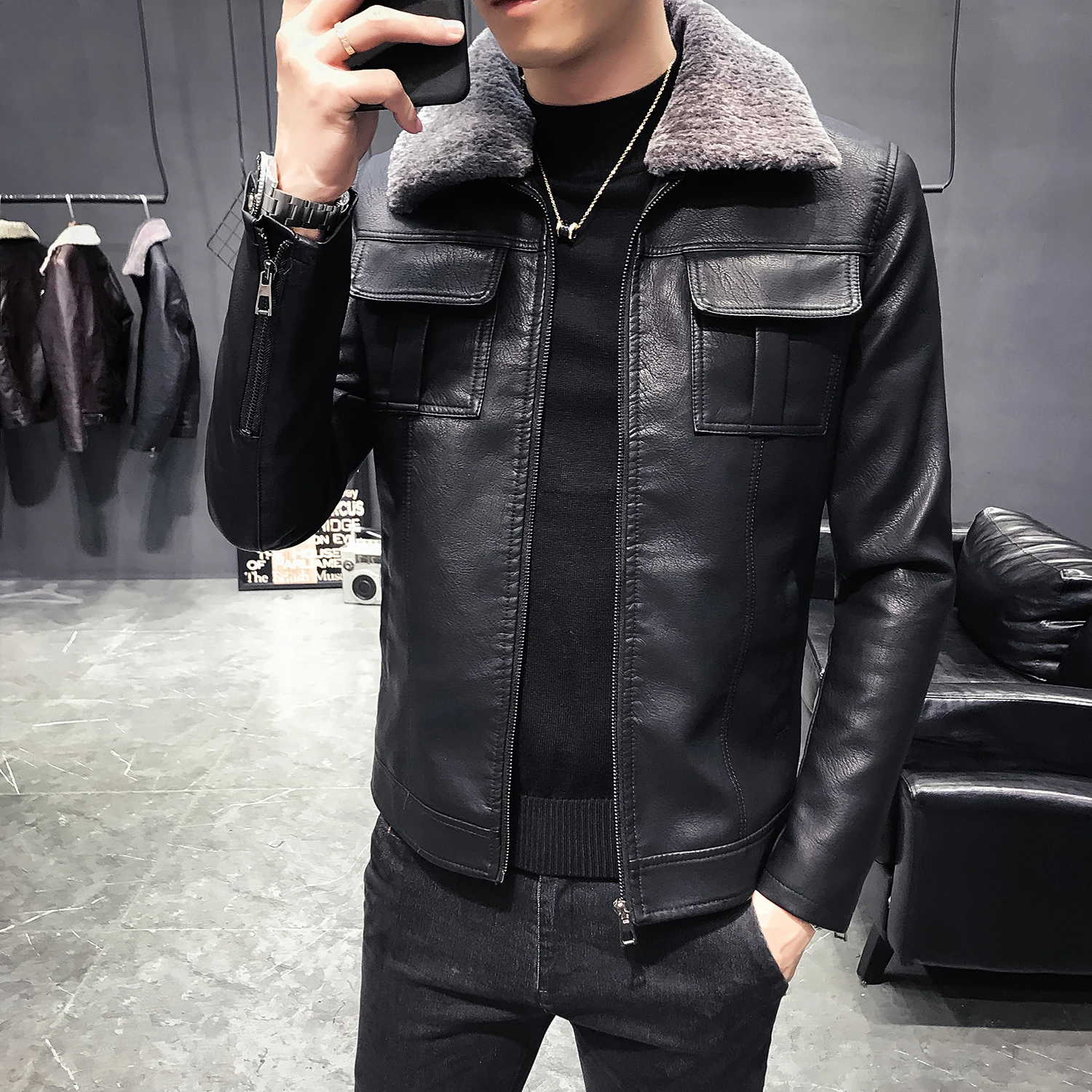 Мужская кожаная куртка с меховым воротником приталенная мотоциклетная Chaqueta Marron