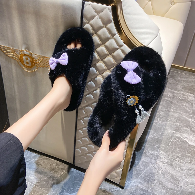 

Fashion Plush Home Flat Slipper for Women Comfortable Indoor Lady Furry Slides Cute Cartoon Fruit Design Winter Slides for Women