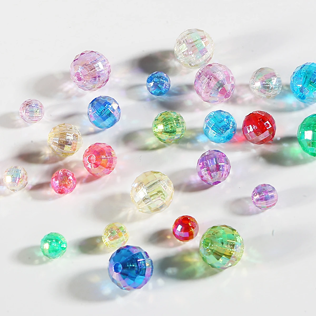 Случайный цвет AB радужные бусины разделение резка Прозрачная Акриловая
