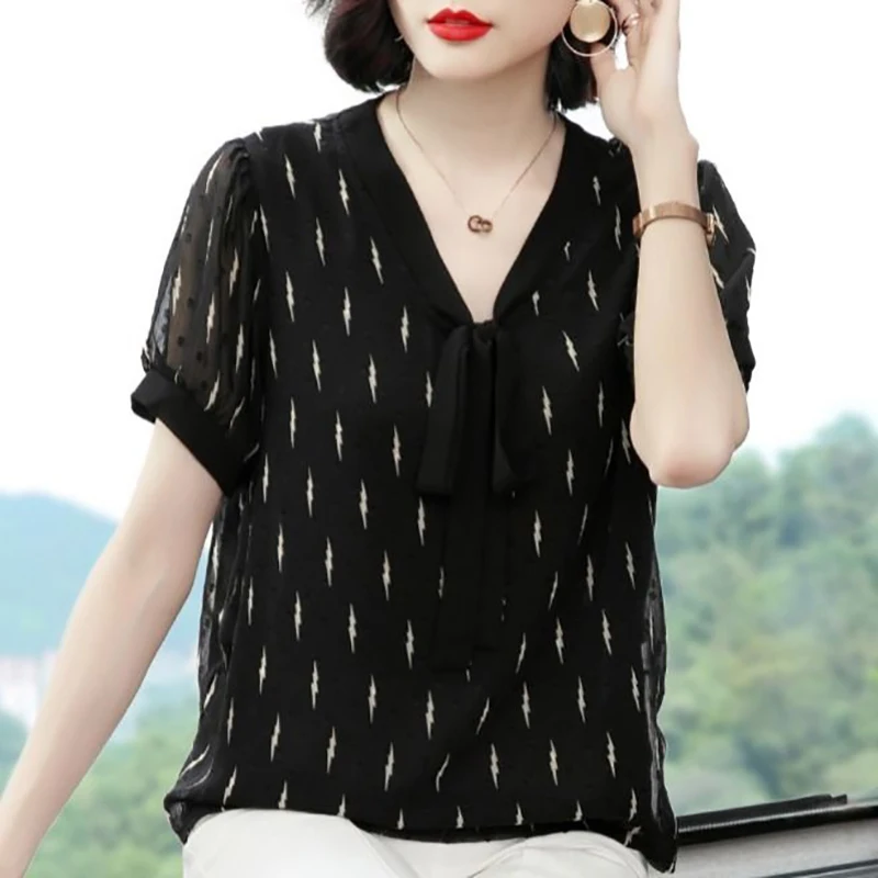 

Women Spring Summer Style Chiffon Blouses Shirts Lady Casual Short Sleeve V-Neck Bow Tie Decor Blusas Tops ZZ0664